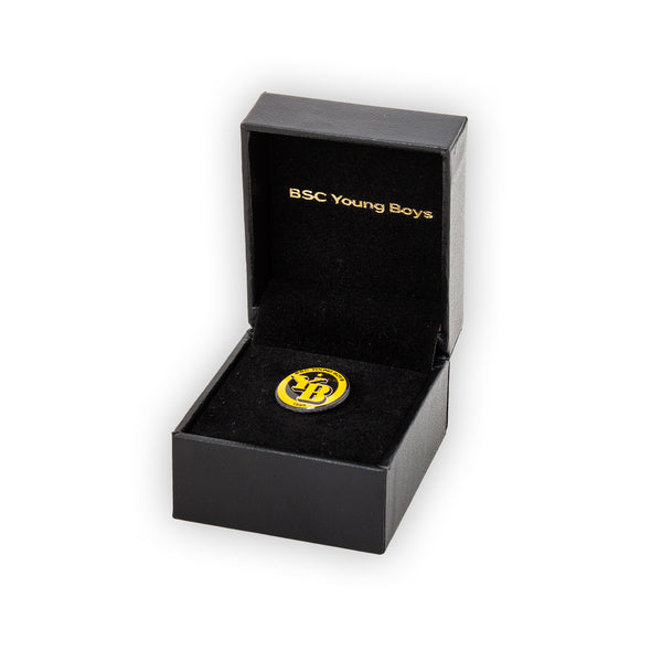 YB Pin Logo mit Box